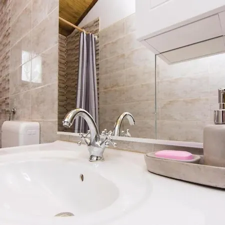 Anita 1 Mit Pool By Interhome Nyaraló Stankovci